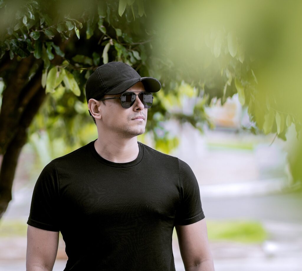 man, cap, person, face, figure, nature, portrait, hat, human, adult, beautiful, funny, glasses, trees, the agent, park, landscape, look